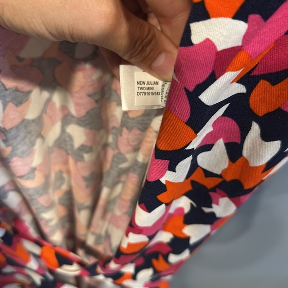 DIANE von FURSTENBERG | EUC New ‘Julian Two’ Cotton/Silk Wrap Dress sz 2 - Picture 5 of 6